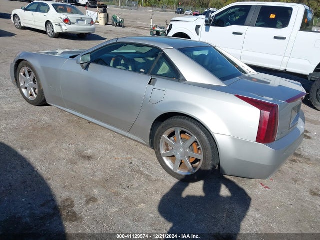 2006 CADILLAC XLR 1G6YV36A865600771 Photo 2