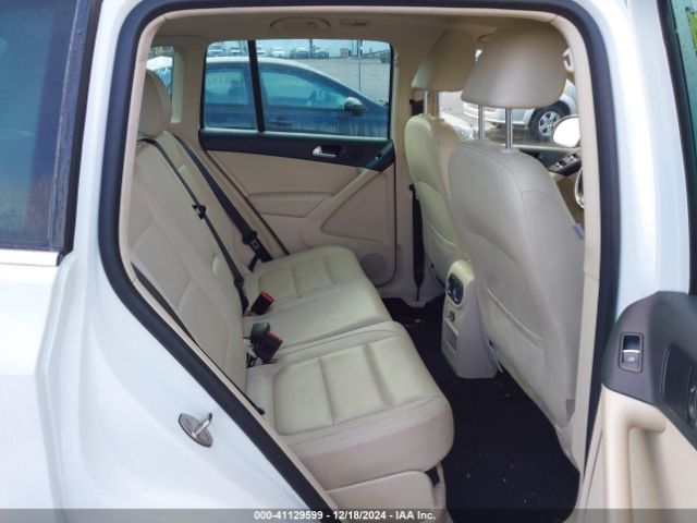 WVGBV7AX9FW605280 Volkswagen TIGUAN SE