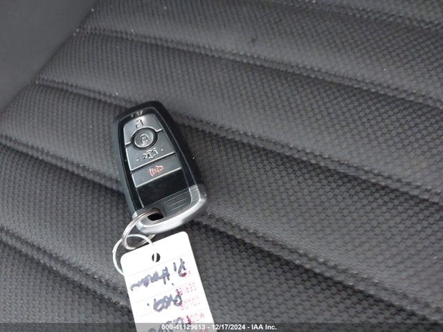 3FA6P0H72HR416091 Ford FUSION SE