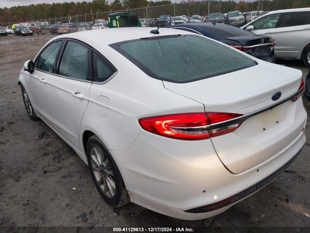 3FA6P0H72HR416091 Ford FUSION SE