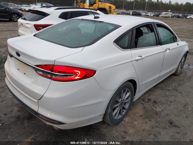 3FA6P0H72HR416091 Ford FUSION SE