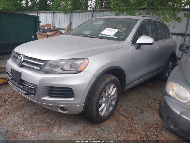 2011 VOLKSWAGEN TOUAREG WVGFK9BP4BD003462 Photo 1