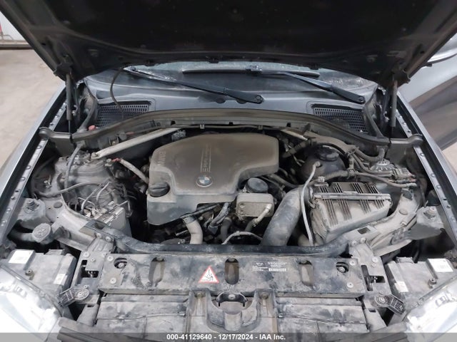 41129640 :رقم المزاد ، 5UXWX9C53D0A13558 vin ، 2013 Bmw X3 Xdrive28i مزاد بيع