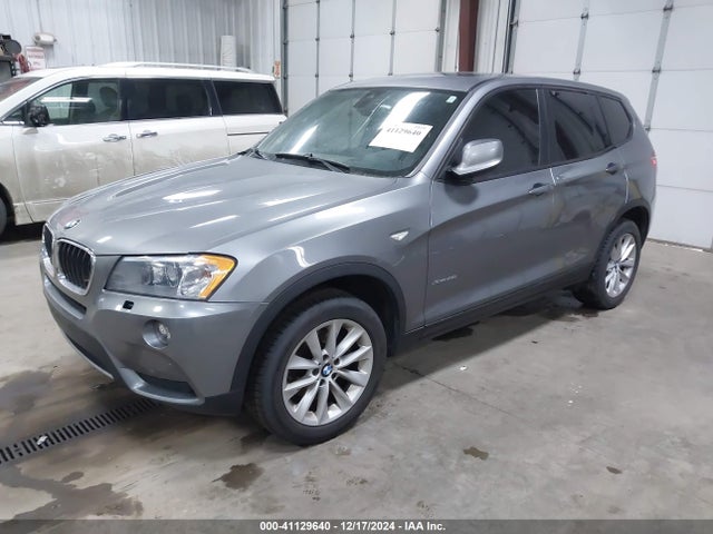 41129640 :رقم المزاد ، 5UXWX9C53D0A13558 vin ، 2013 Bmw X3 Xdrive28i مزاد بيع