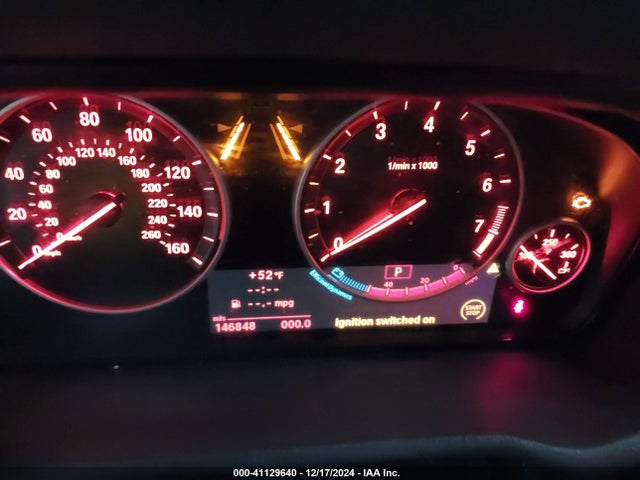 41129640 :رقم المزاد ، 5UXWX9C53D0A13558 vin ، 2013 Bmw X3 Xdrive28i مزاد بيع