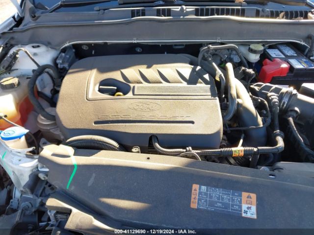 3FA6P0HD8ER145894 Ford FUSION SE