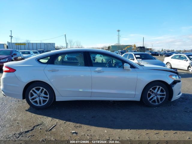 3FA6P0HD8ER145894 Ford FUSION SE