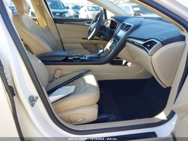 3FA6P0HD8ER145894 Ford FUSION SE
