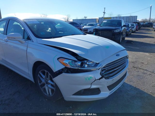 3FA6P0HD8ER145894 Ford FUSION SE