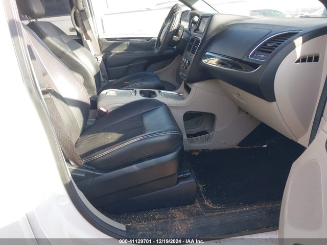 2C4RDGCG9KR691731 Dodge Grand Caravan Sxt