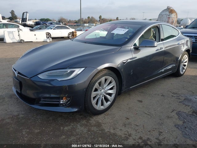 2018 TESLA MODEL S 5YJSA1E24JF258465 Photo 1