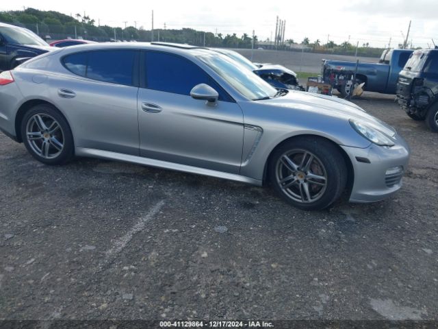 2011 PORSCHE PANAMERA WP0AA2A75BL011036 Photo 0