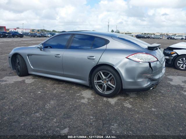 2011 PORSCHE PANAMERA WP0AA2A75BL011036 Photo 2