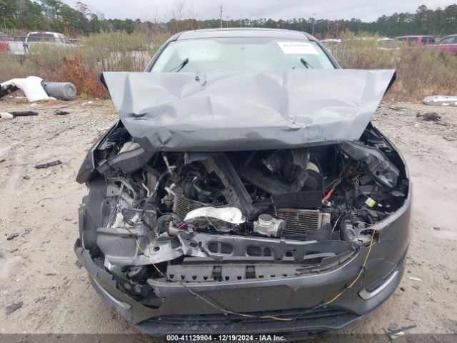 1FADP3N23JL289244 Ford Focus Titanium