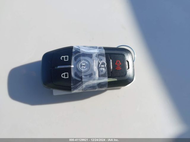 3FA6P0SU3FR226439 Ford Fusion Energi Titanium
