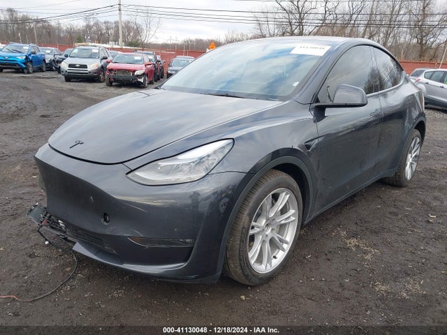 2024 TESLA MODEL Y 7SAYGDEE4RA235364 Photo 1
