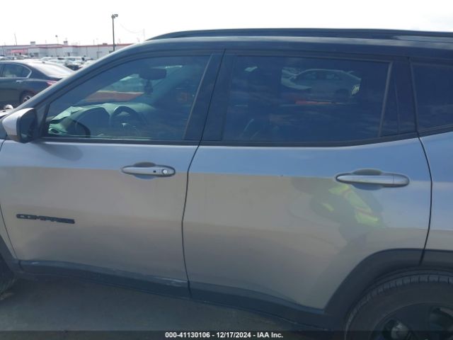 3C4NJCBB3MT570893 Jeep Compass Altitude Fwd