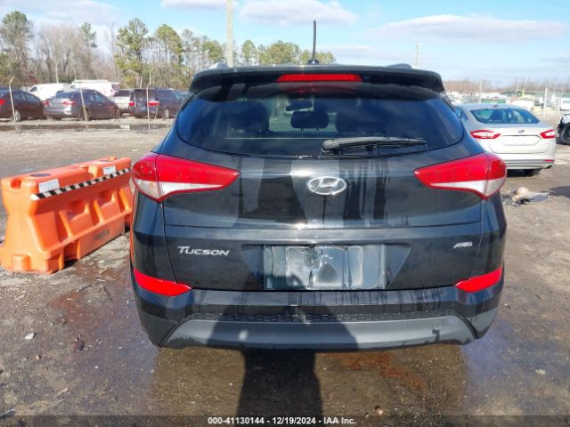 KM8J3CA4XHU583952 Hyundai TUCSON SE