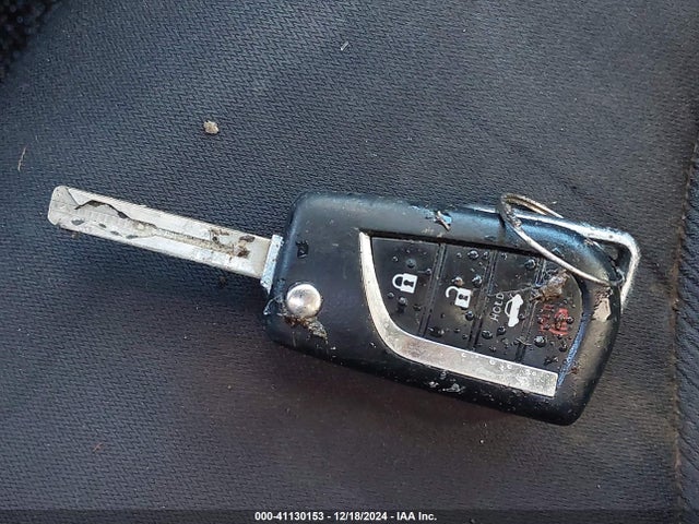 Toyota CAMRY LE 2018 4T1B11HK8JU090229 Image 11