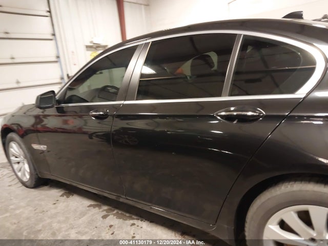 41130179 :رقم المزاد ، WBAKC6C5XBC394521 vin ، 2011 Bmw 750i Xdrive مزاد بيع