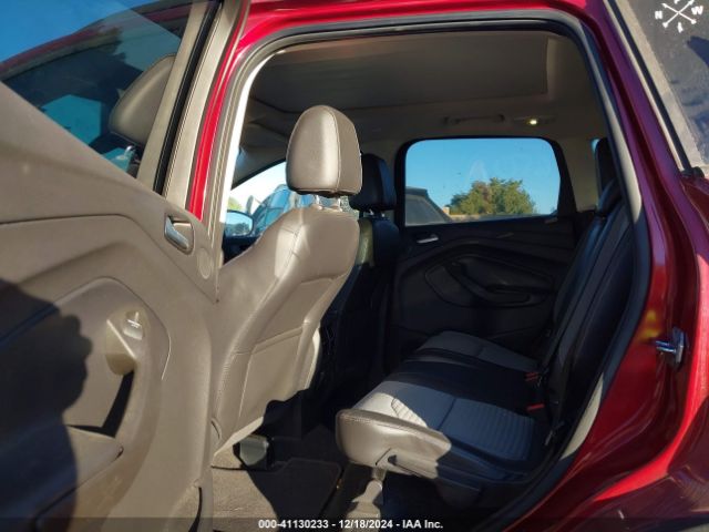 1FMCU0JD5HUA94654 Ford Escape Titanium