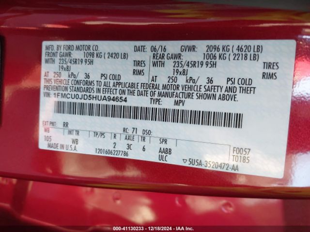 1FMCU0JD5HUA94654 Ford Escape Titanium