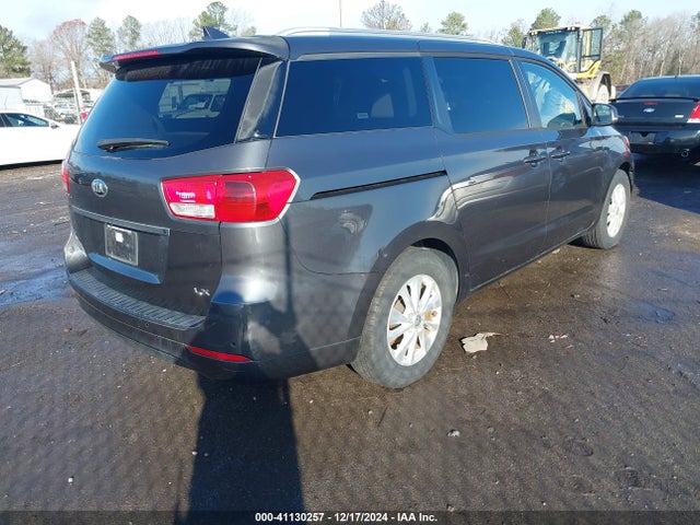 KIA SEDONA LX 2016 KNDMB5C17G6132497 Image 4