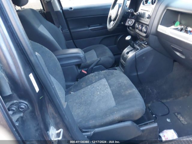 1C4NJDBB0FD153844 Jeep Compass Sport