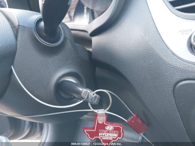 3KPC24A3XJE024001 Hyundai ACCENT SE