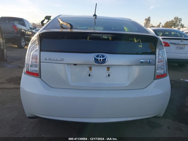 Toyota PRIUS PLUG-IN 2014 JTDKN3DP4E3051848 Image 17
