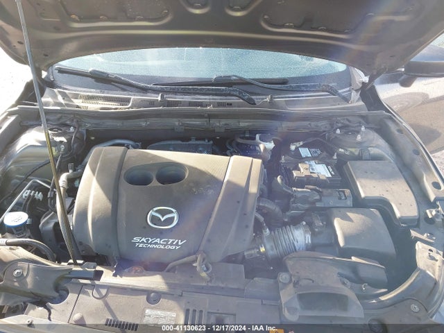 3MZBN1V32JM205110 Mazda Mazda3 Touring