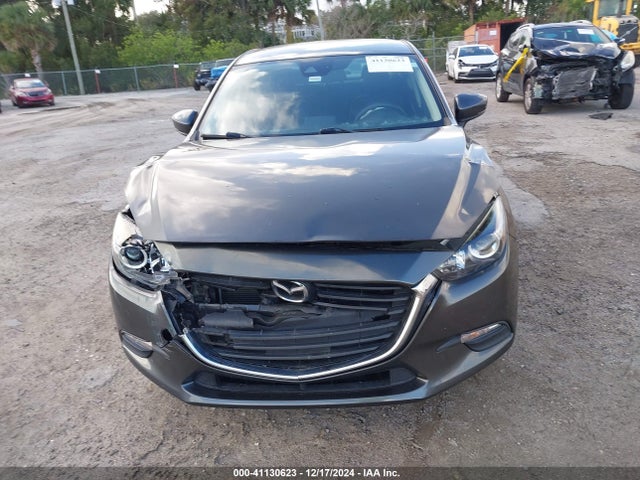 3MZBN1V32JM205110 Mazda Mazda3 Touring