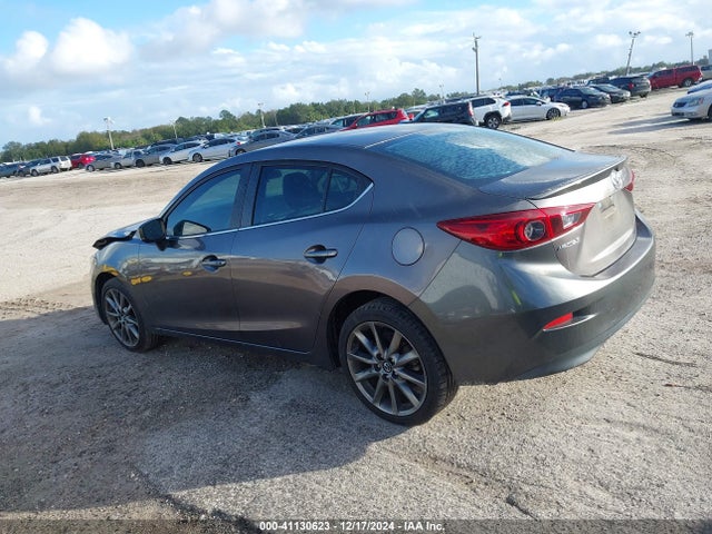 Mazda Mazda3 Touring 2018 3MZBN1V32JM205110 Image 14