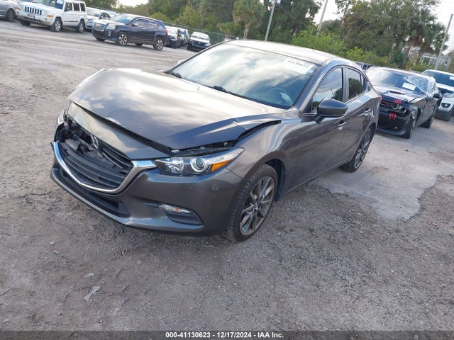 3MZBN1V32JM205110 Mazda Mazda3 Touring