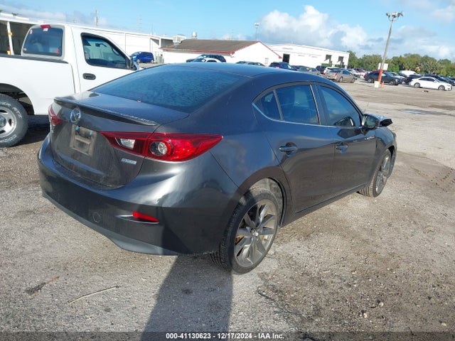 3MZBN1V32JM205110 Mazda Mazda3 Touring
