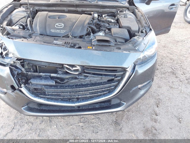 3MZBN1V32JM205110 Mazda Mazda3 Touring