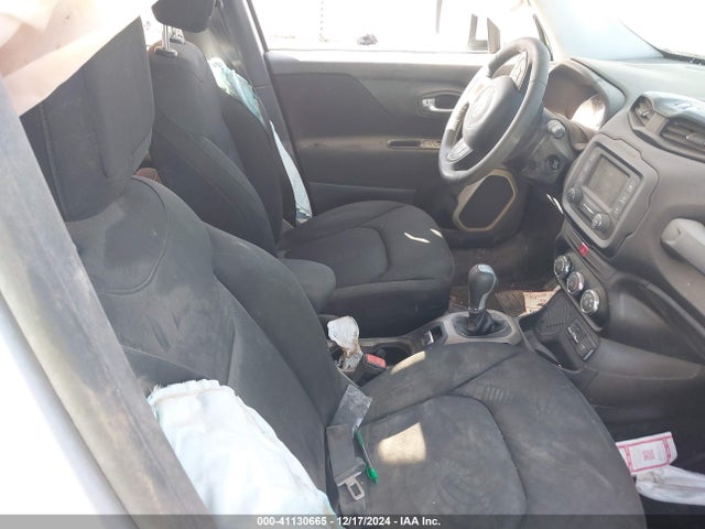 ZACCJABT4GPD88667 Jeep Renegade Latitude
