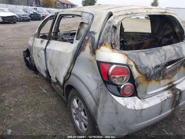 1G1JA6SGXG4126537 Chevrolet Sonic Ls Auto