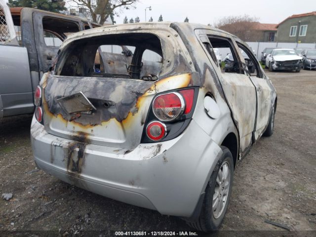 1G1JA6SGXG4126537 Chevrolet Sonic Ls Auto