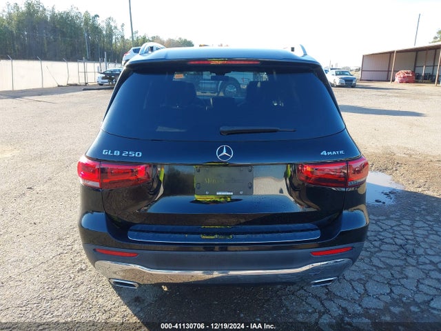 W1N4M4HBXLW042401 Mercedes-Benz Glb 250 4matic