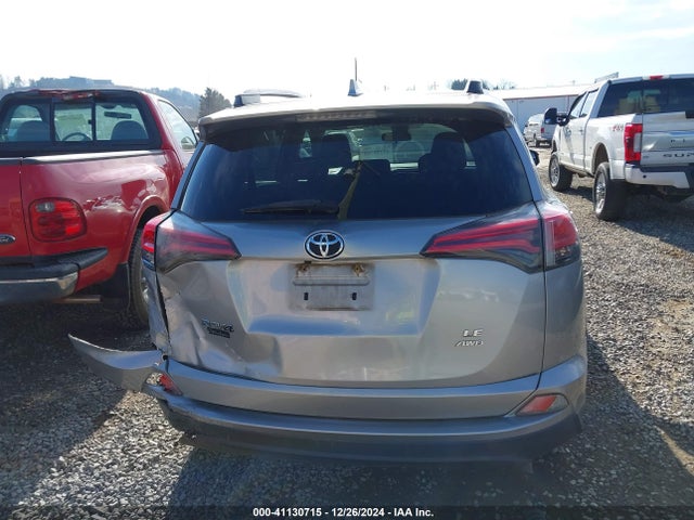 Toyota RAV4 LE 2017 2T3BFREV3HW611468 Image 16