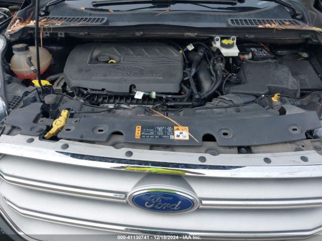 1FMCU0HD4JUB82509 Ford ESCAPE SEL