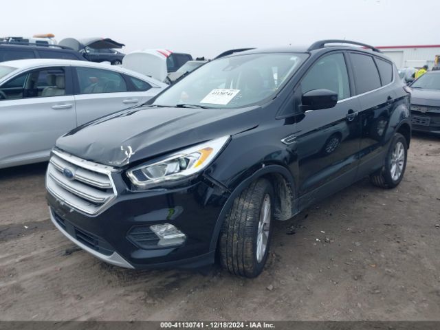 1FMCU0HD4JUB82509 Ford ESCAPE SEL