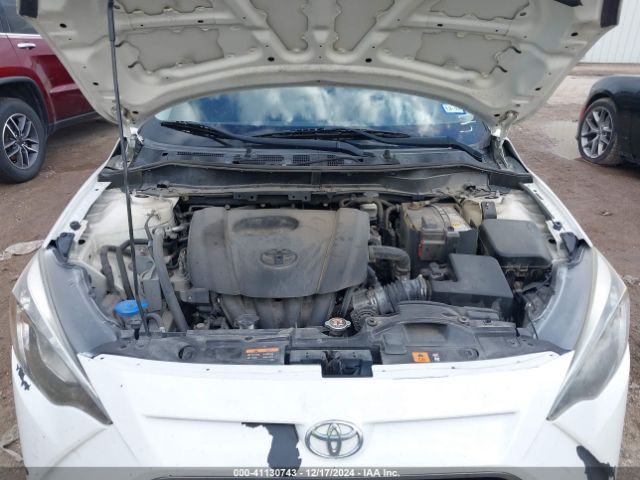 3MYDLBYV7HY159377 Toyota YARIS IA