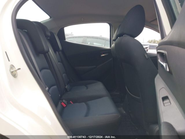 3MYDLBYV7HY159377 Toyota YARIS IA