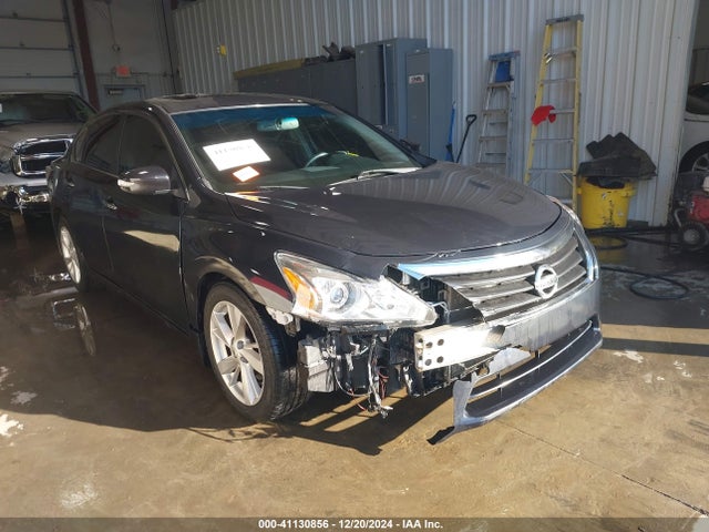 Nissan Altima 2.5 Sv 2015 1N4AL3AP5FC279970 Image 1