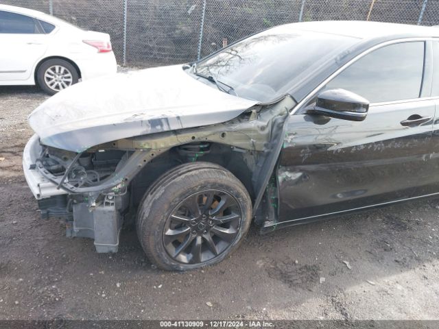 19UUB1F32FA011198 Acura TLX