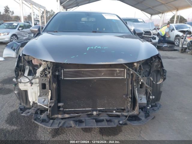 JTHKD5BH0E2188753 Lexus CT 200H