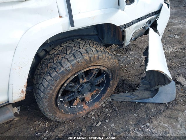 Toyota 4RUNNER SR5 2015 JTEZU5JR8F5093122 Image 9