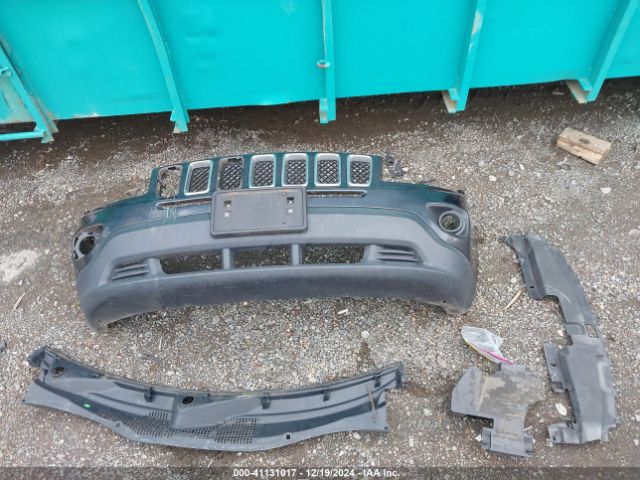 1C4NJCBB8ED890024 Jeep Compass Sport